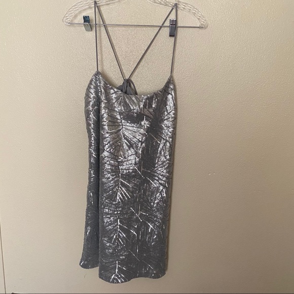 FLASH SALE ‼️ Dress the Population Kimberly Dress - Picture 3 of 7